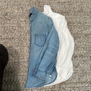 JCrew classic button down Lot chambray white size: M/6
